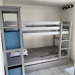 Beau Et Vaste 3 Pieces Avec Piscine Apartment