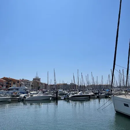 Appartement Beau Et Vaste 3 Pieces Avec Piscine Agde