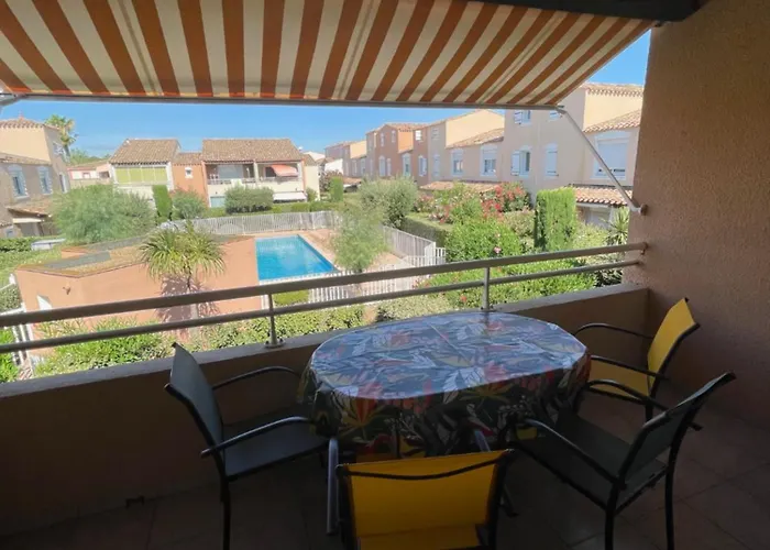 Beau Et Vaste 3 Pieces Avec Piscine Agde