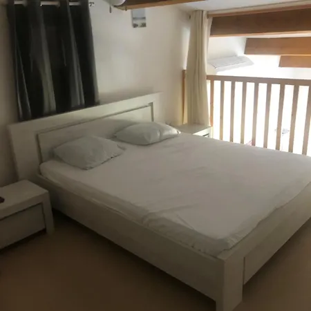 Apartman Beau Et Vaste 3 Pieces Avec Piscine Agde