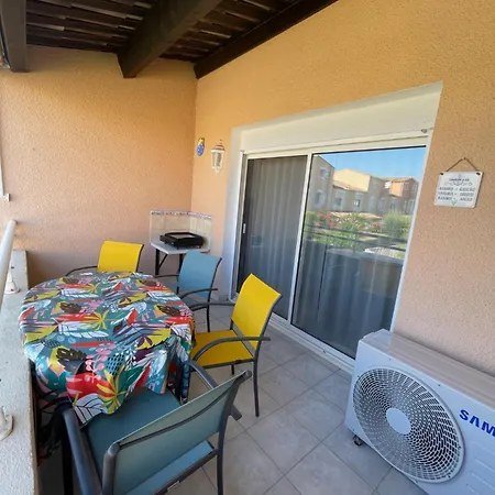 Beau Et Vaste 3 Pieces Avec Piscine Apartman *